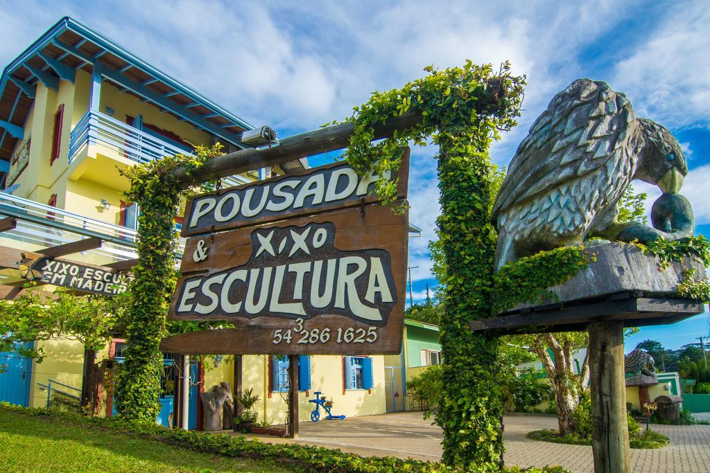 Pousada Xixo Escultura Gramado Esterno foto